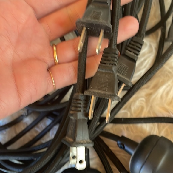 EUC 5x15” string lights with Edison bulbs! - Picture 4 of 5